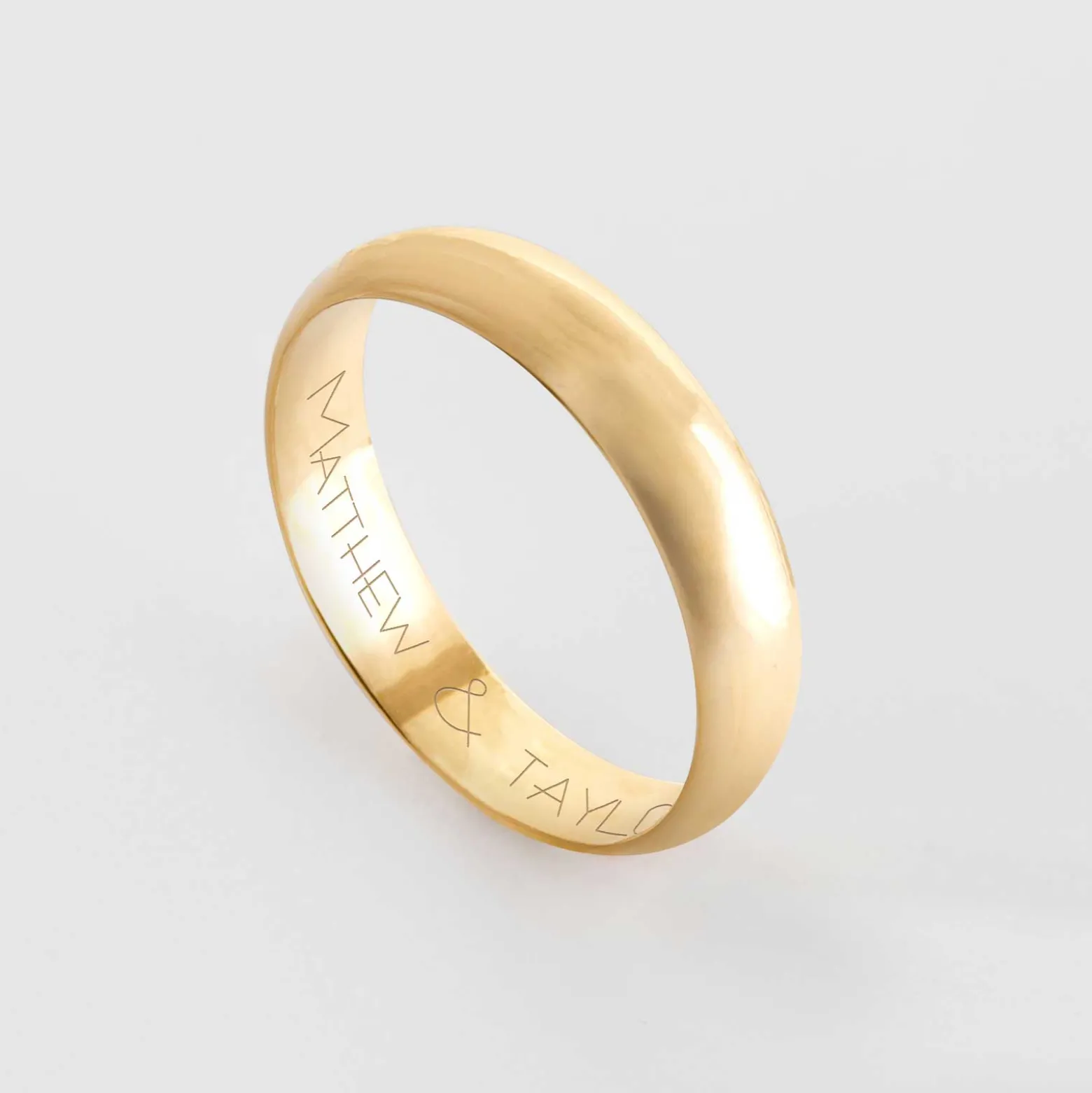 Bague homme alliance bombée personnalisée plaqué or 4 mm