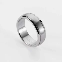 Bague homme ruban argenté personnalisée acier 7 mm