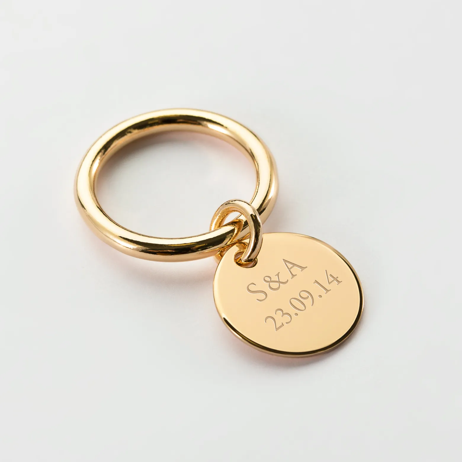 Bague jonc plaqué or personnalisée médaille gravée 15 mm