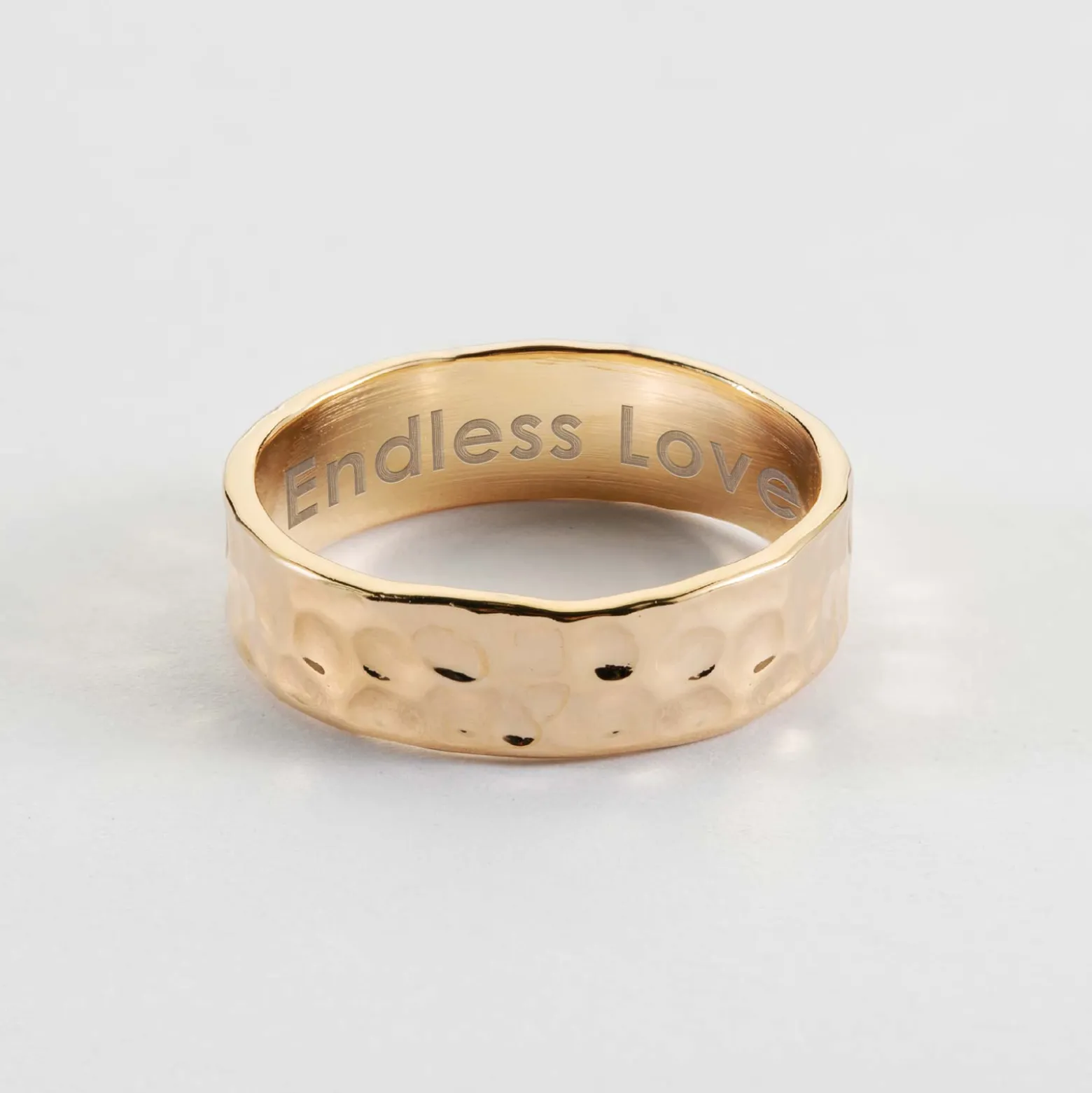 Bague martelée personnalisée plaqué or 5 mm