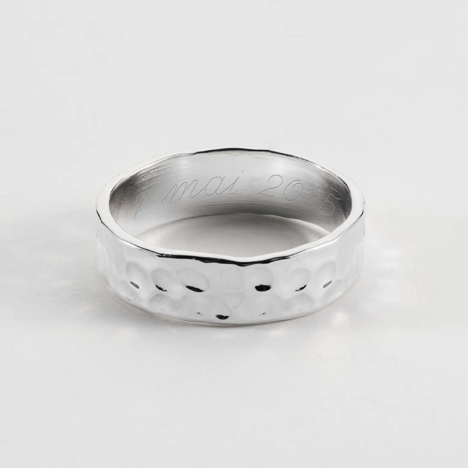 Bague martelée personnalisée argent 5 mm