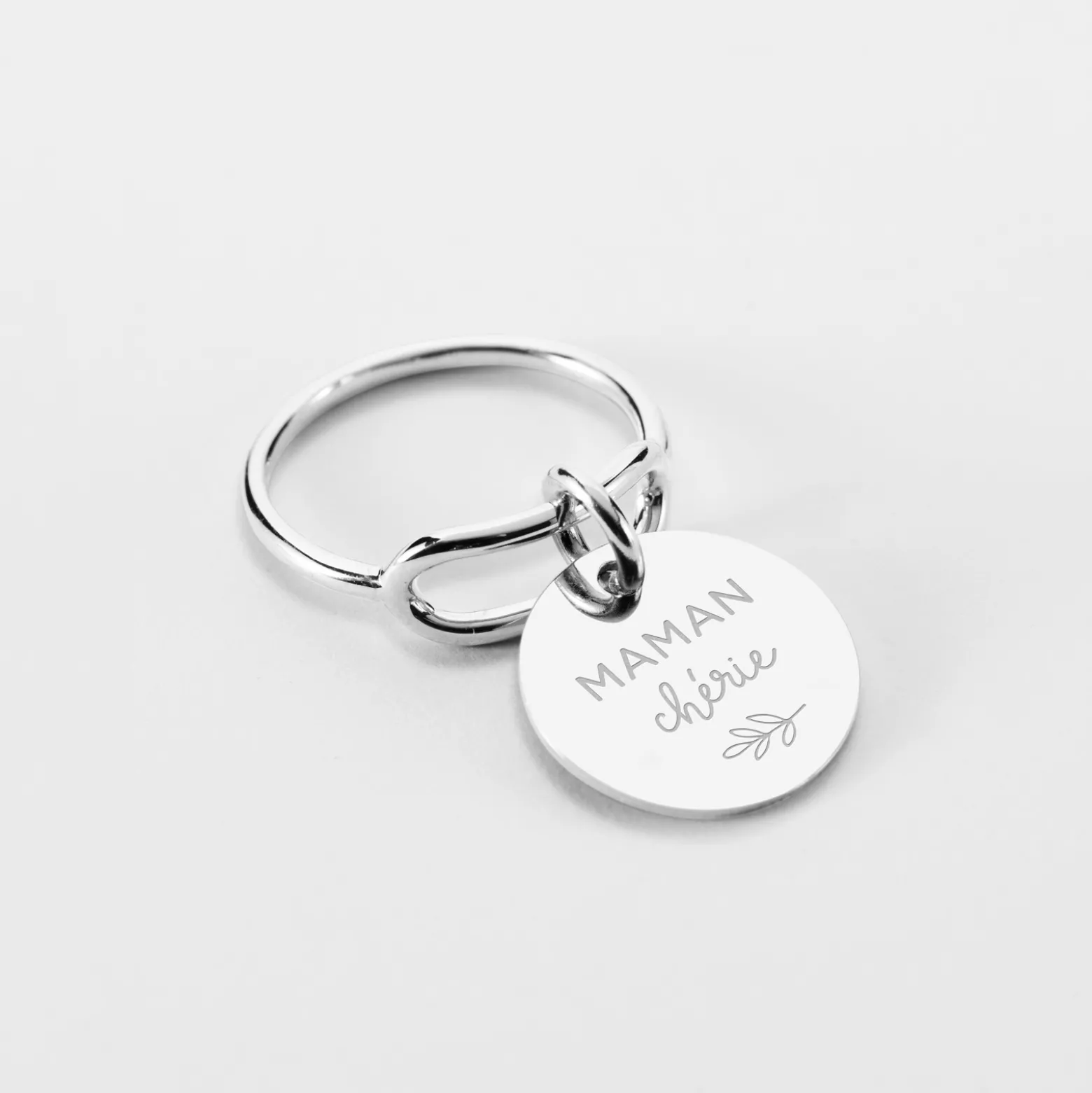 Bague ovale ouverte argent personnalisée médaille gravée 15 mm