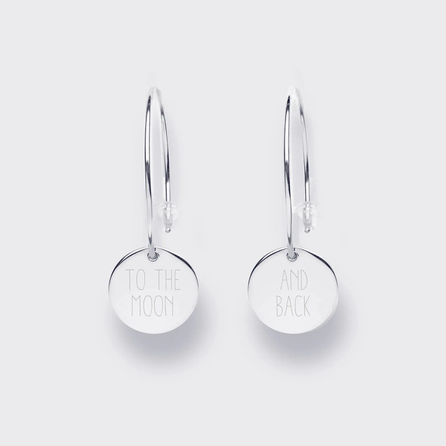 Boucles d'oreilles créoles médailles personnalisées gravées argent 15 mm