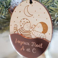 Boule de Noël personnalisée Bébé bois gravé - HappyBulle x MyLovelyThing