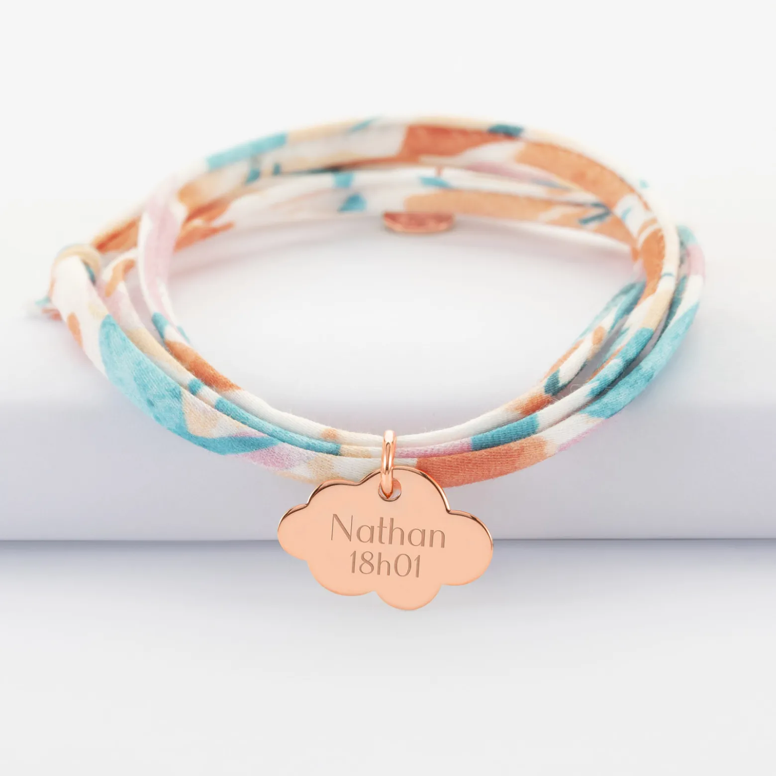 Bracelet 3 tours Liberty personnalisé prénom médaille gravée plaqué or rose nuage 20x14 mm