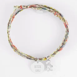Bracelet 3 tours Liberty personnalisé médaille gravée argent 15 mm et breloque petit garçon scintillant 12 mm