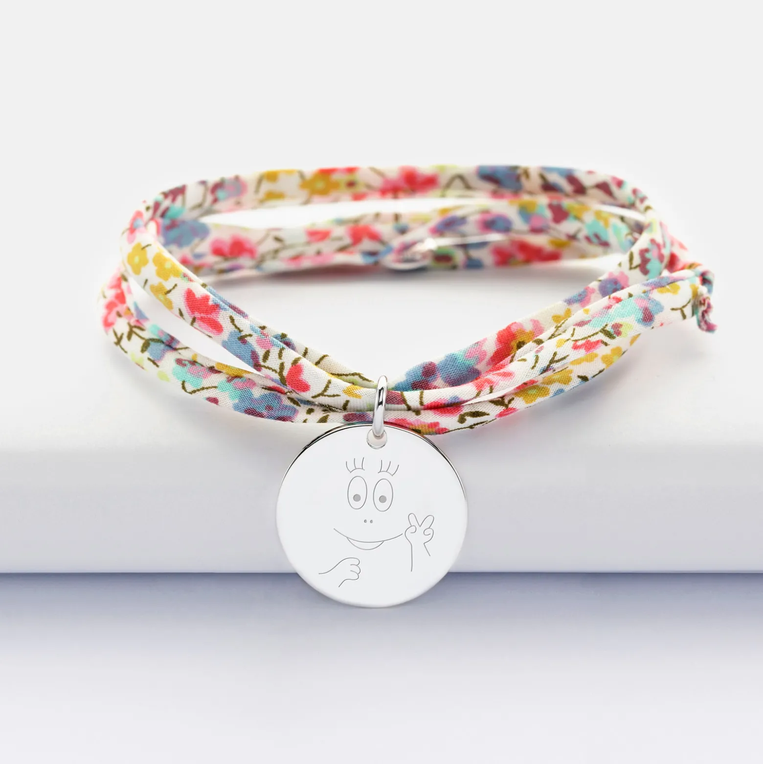 Bracelet 3 tours Liberty personnalisé médaille gravée argent 19 mm - HappyBulle x Barbapapa