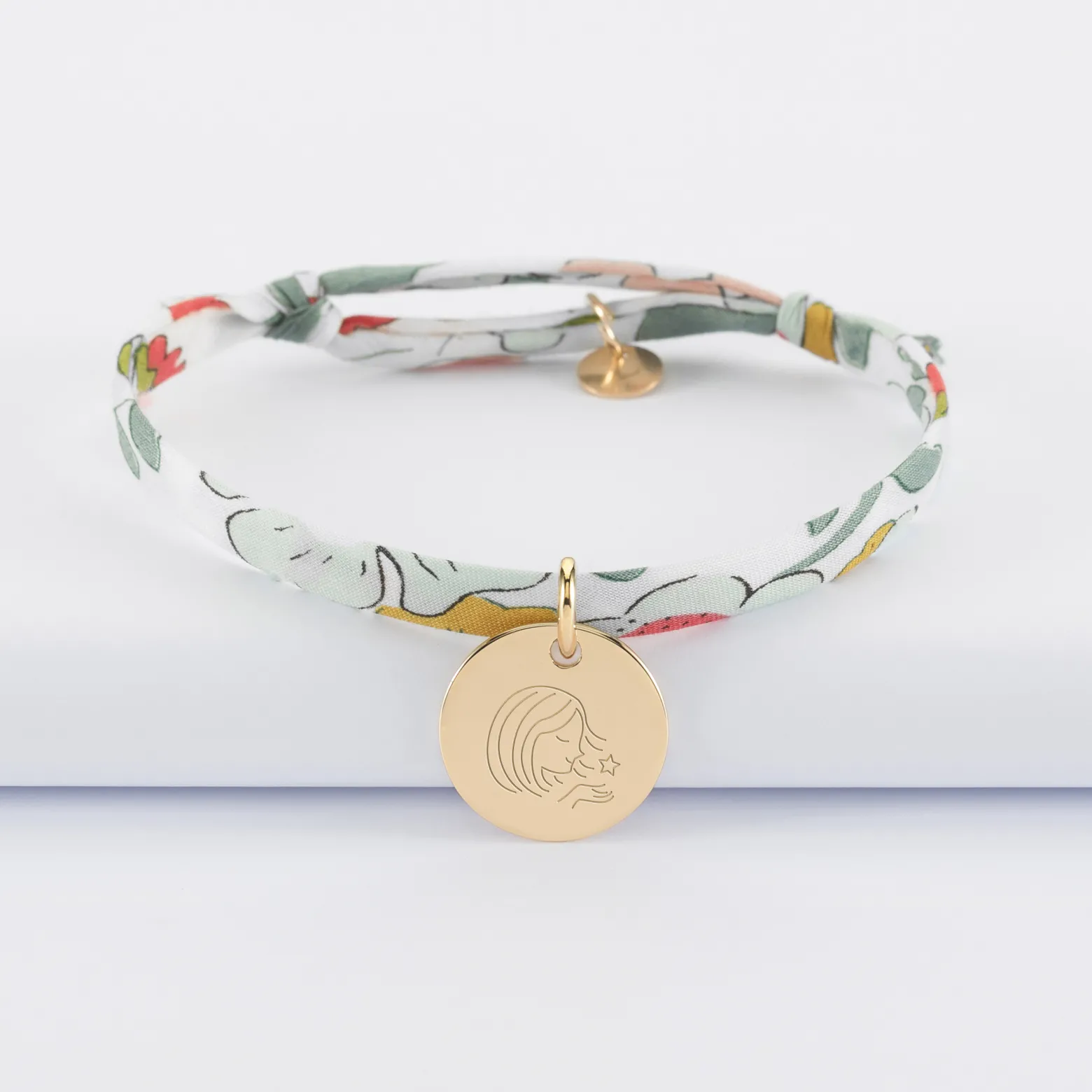 Bracelet Baptême enfant Liberty personnalisé médaille gravée plaqué or 15 mm