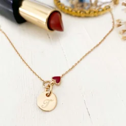Bracelet chaîne coeur émail rouge personnalisé médaille gravée plaqué or 10 mm