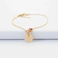 Bracelet chaîne coeur émail rouge personnalisé médaille gravée plaqué or 10 mm