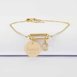 Bracelet chaîne ovale ouvert personnalisé médaille gravée plaqué or 15 mm et breloque rectangle zircon plaqué or 9 mm