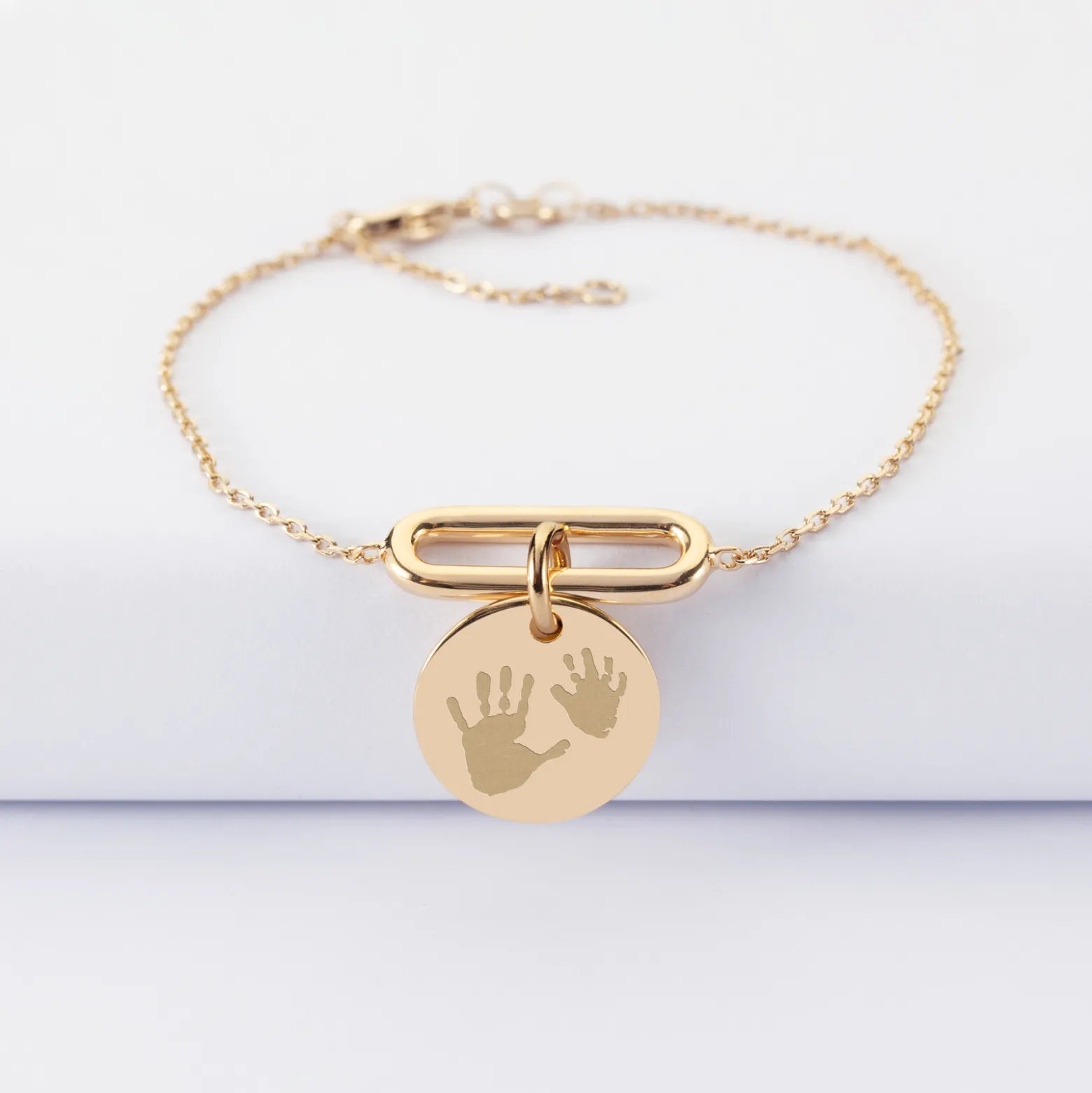 Bracelet chaîne ovale ouvert personnalisé médaille gravée plaqué or 15 mm