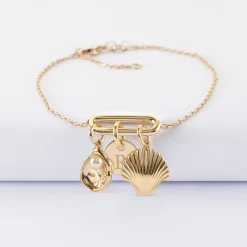 Bracelet chaîne ovale ouvert personnalisé médaille gravée plaqué or 10 mm et breloque(s) summer - à composer