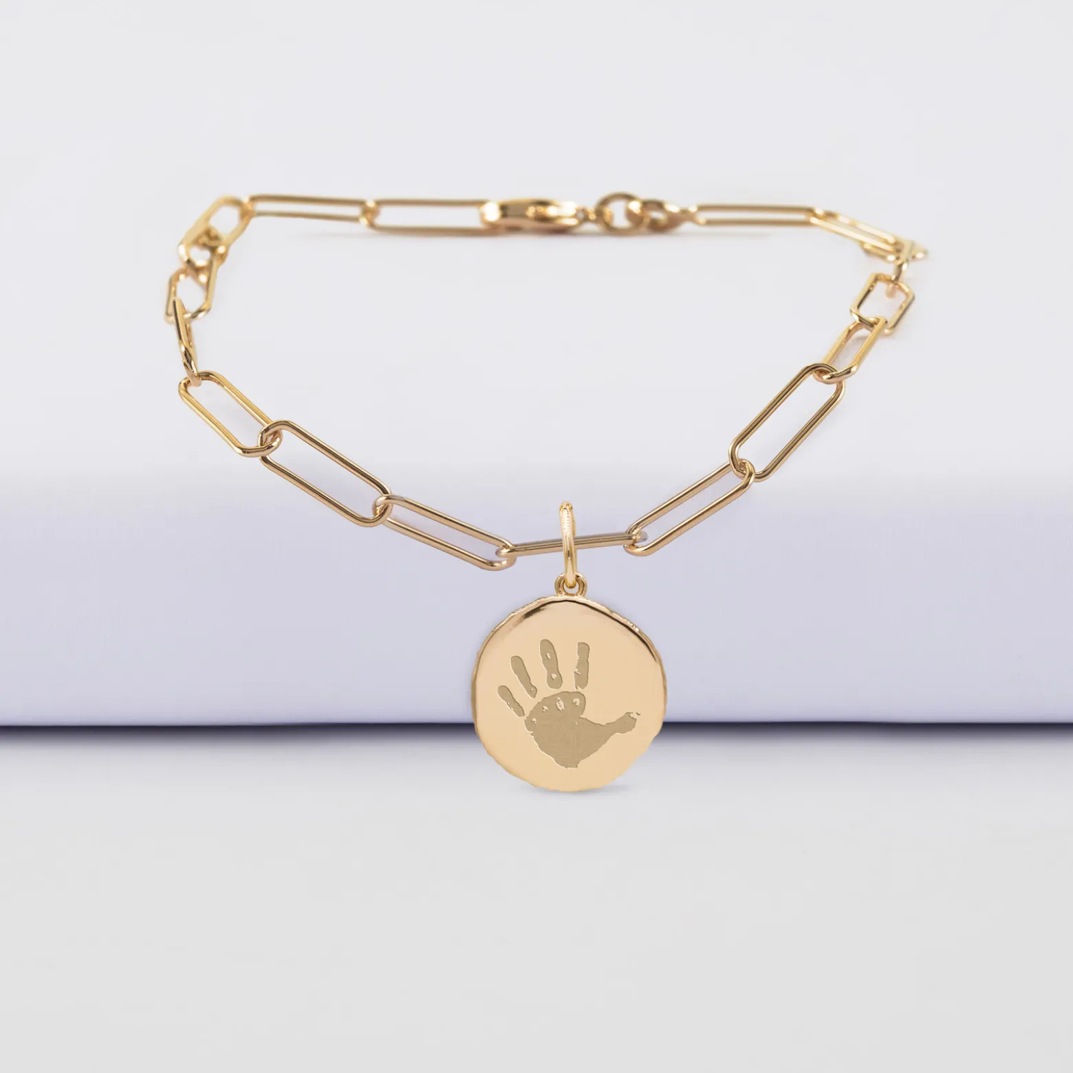 Bracelet chaîne personnalisé petites mailles médaille gravée plaqué or rose des vents texturée 14 mm
