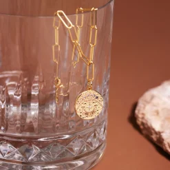 Bracelet chaîne personnalisé petites mailles médaille Lune zircons crépuscule gravée plaqué or 16 mm