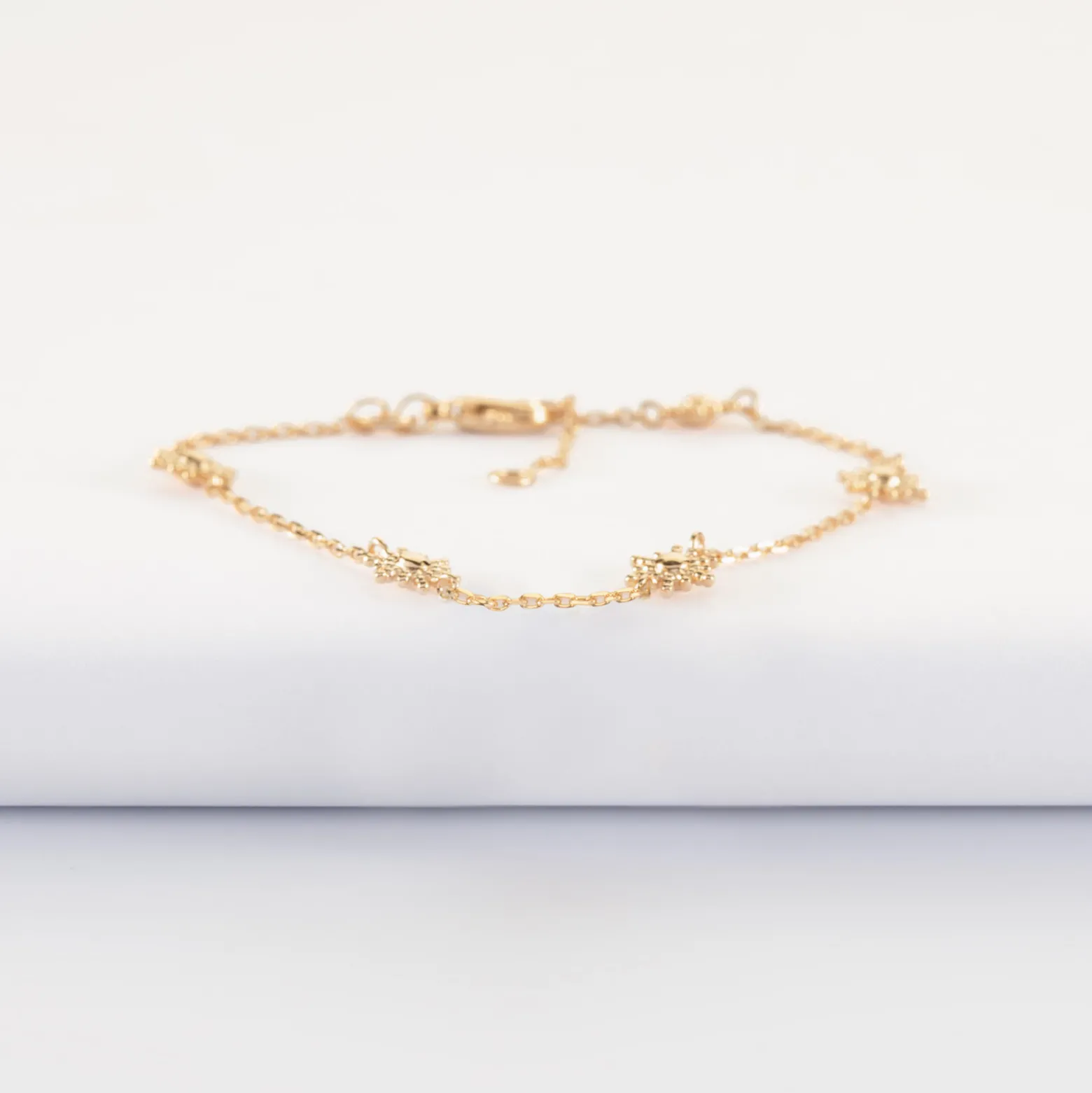 Bracelet chaîne étoile brillante plaqué or