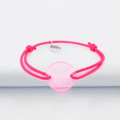 Bracelet d'identification enfant médaille gravée acrylique fluo rose 2 trous 17 mm