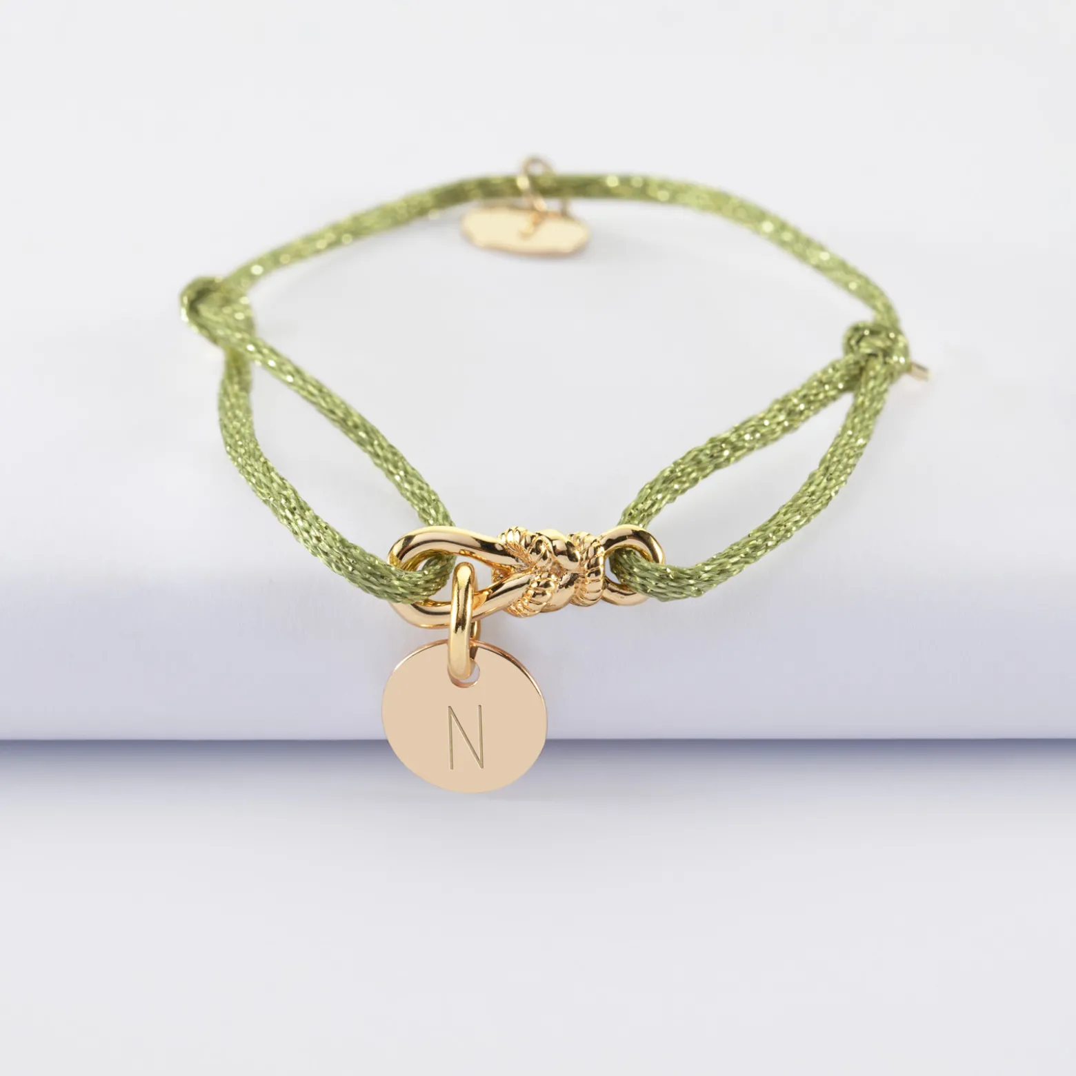 Bracelet enfant cordon pailleté personnalisé "Le lien" et médaille gravée plaqué or 10 mm - HappyBulle x Lilylovesfashion