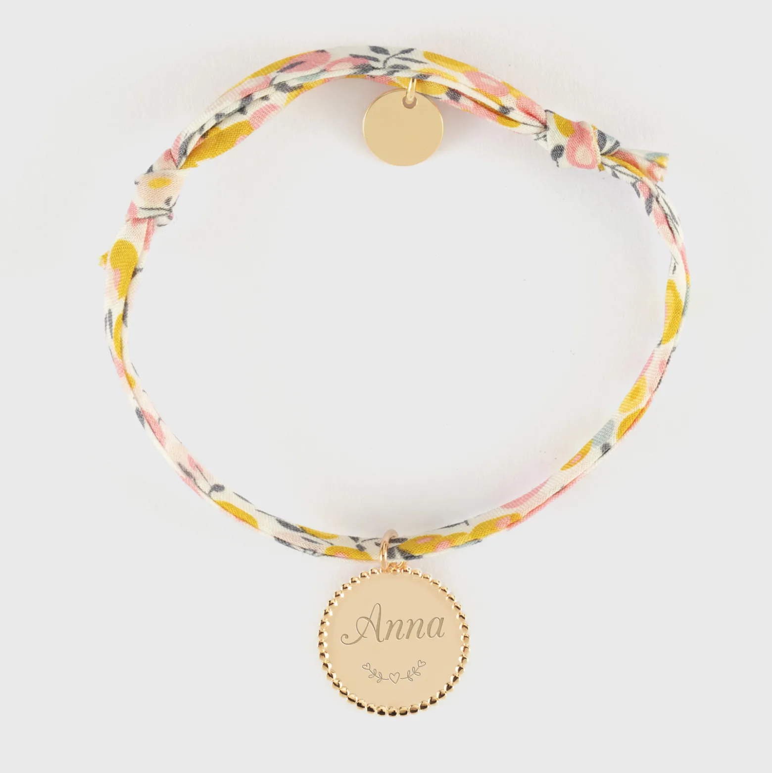 Bracelet enfant Liberty personnalisé médaille gravée plaqué or colombe texturée 14 mm