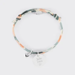Bracelet enfant Liberty personnalisé médaille gravée argent 15 mm et breloque petit coeur bombé 7 mm - HappyBulle x Atelier Wagram
