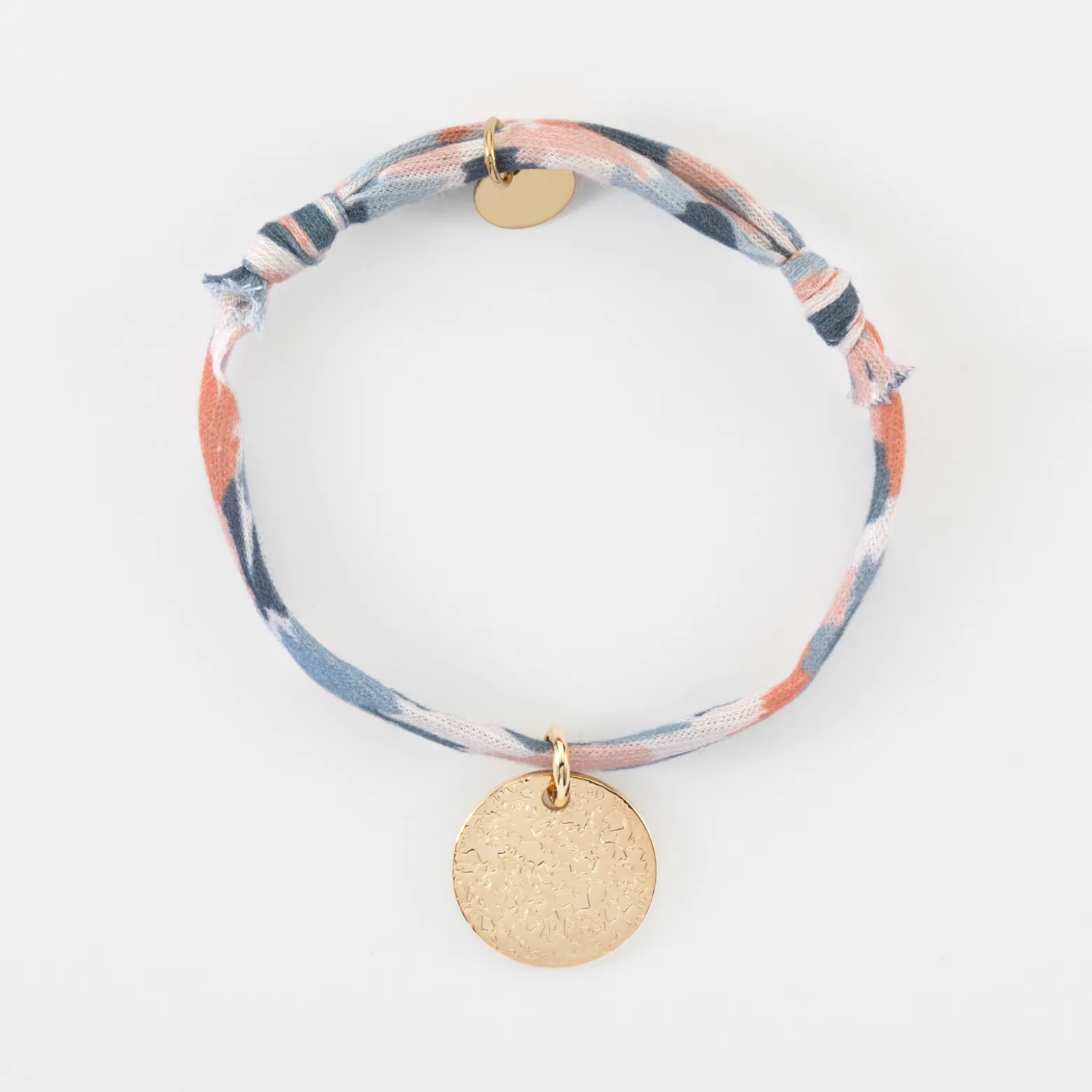 Bracelet enfant Liberty personnalisé médaille martelée gravée plaqué or 15 mm