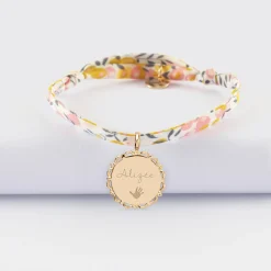 Bracelet enfant Liberty personnalisé médaille vintage dentelée gravée plaqué or 17 mm