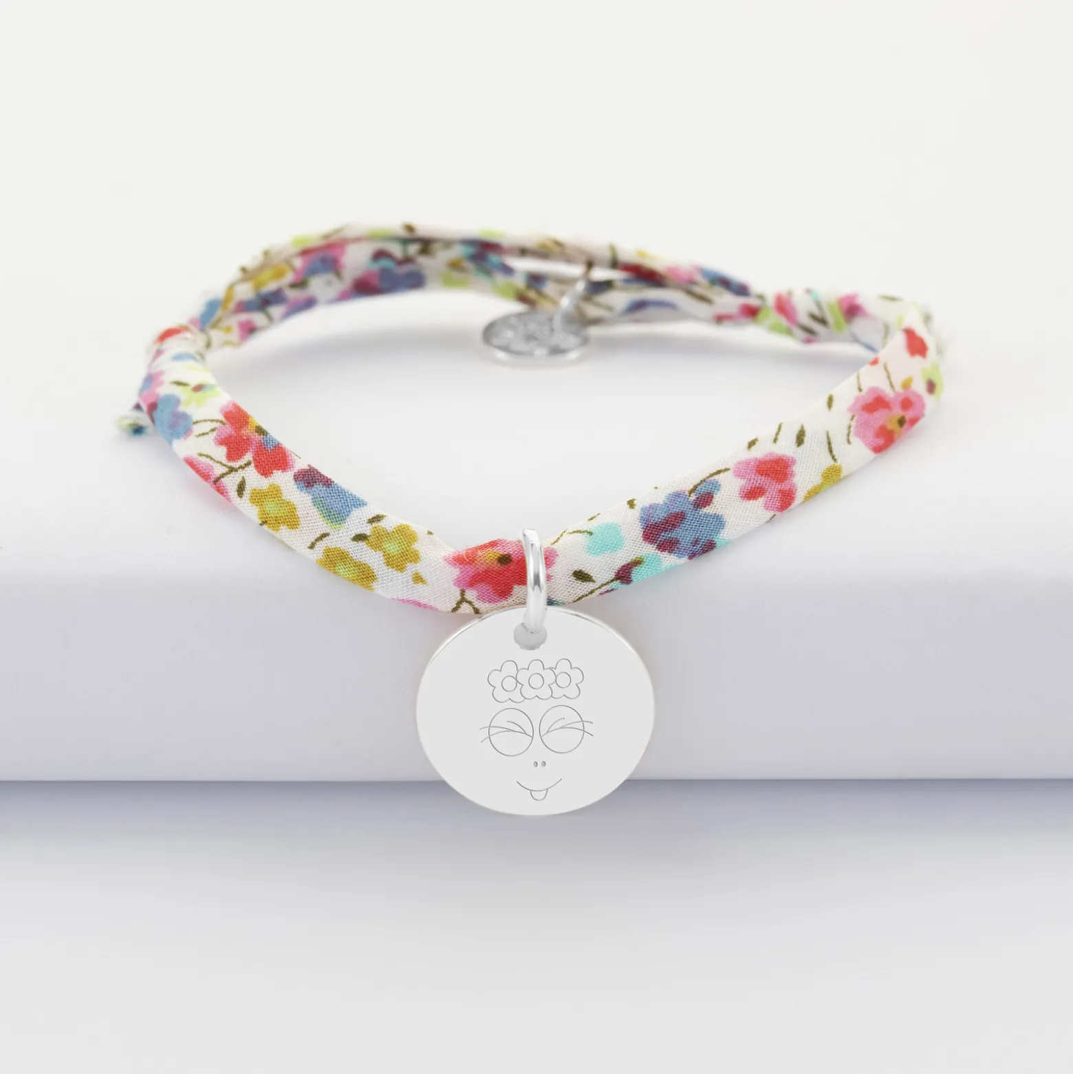 Bracelet enfant Liberty personnalisé médaille gravée argent 15 mm - Happybulle x Barbapapa