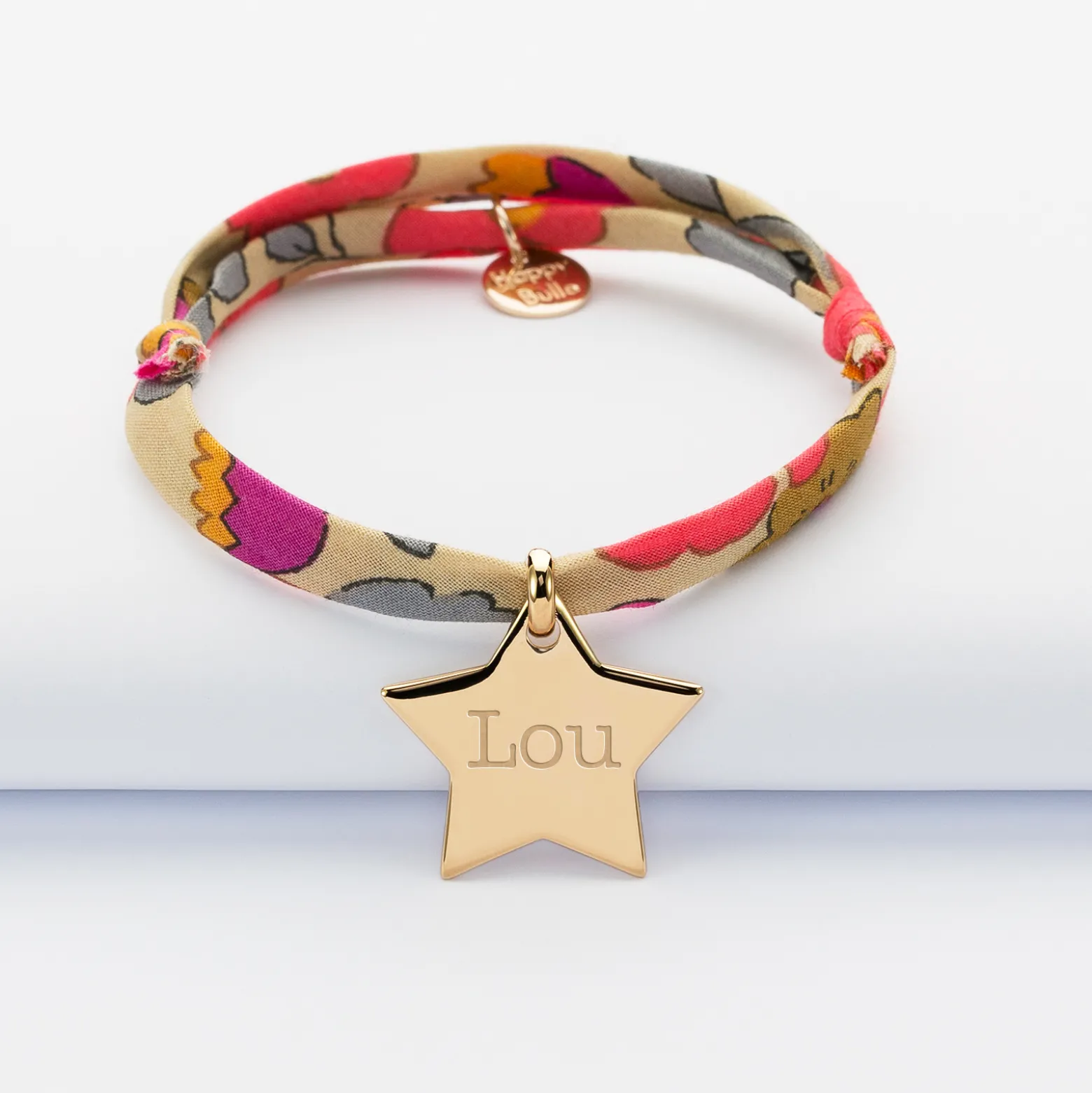 Bracelet enfant Liberty personnalisé prénom médaille gravée plaqué or étoile 20x20 mm