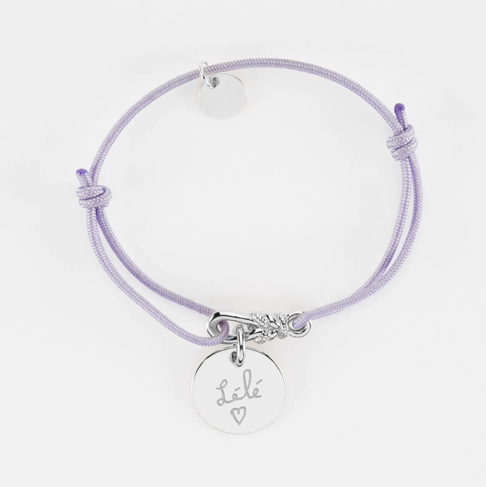 Bracelet enfant personnalisé cordon "Le lien" et médaille gravée argent 15 mm - HappyBulle x Lilylovesfashion