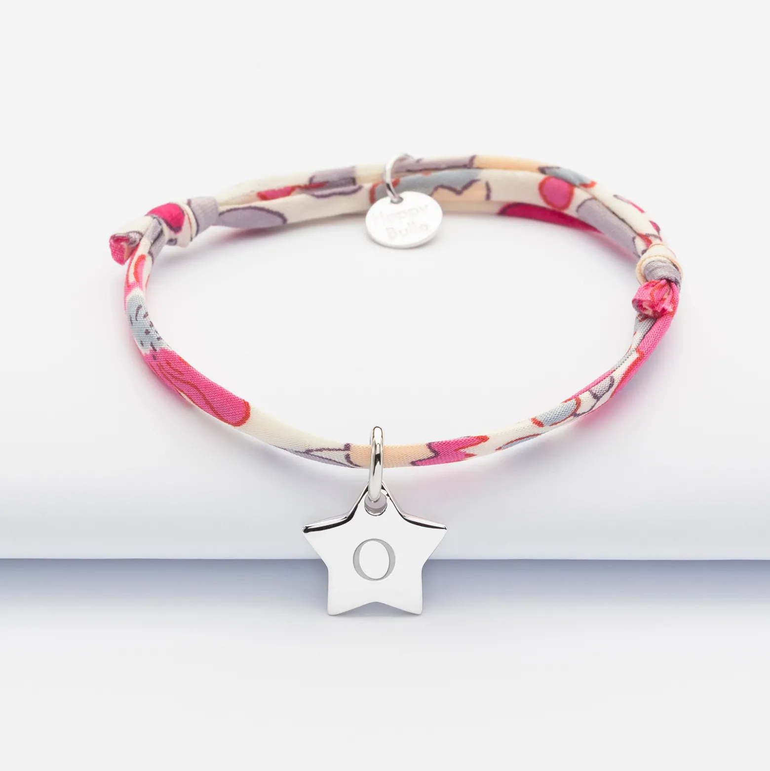 Bracelet enfant personnalisé Liberty médaille gravée initiale argent étoile 12 mm