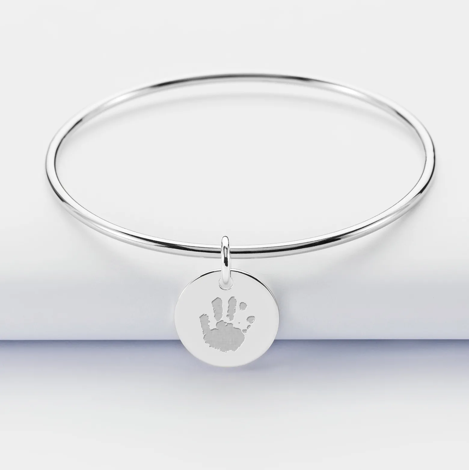 Bracelet enfant personnalisé jonc argent médaille gravée 15 mm