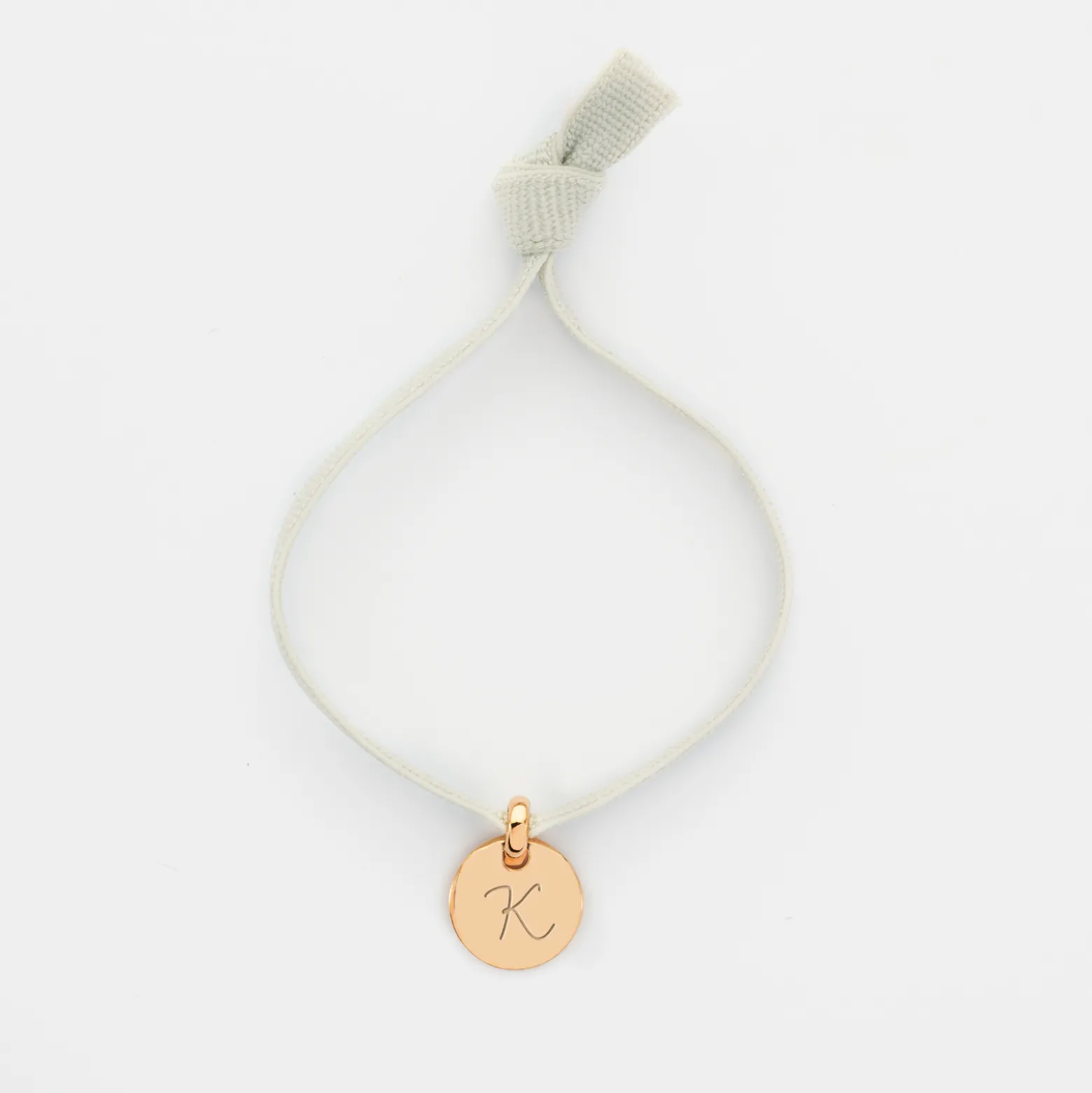 Bracelet enfant personnalisé cordon élastique médaille gravée plaqué or initiale 10 mm