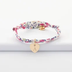 Bracelet enfant personnalisé Liberty médaille initiale gravée plaqué or coeur 10 mm