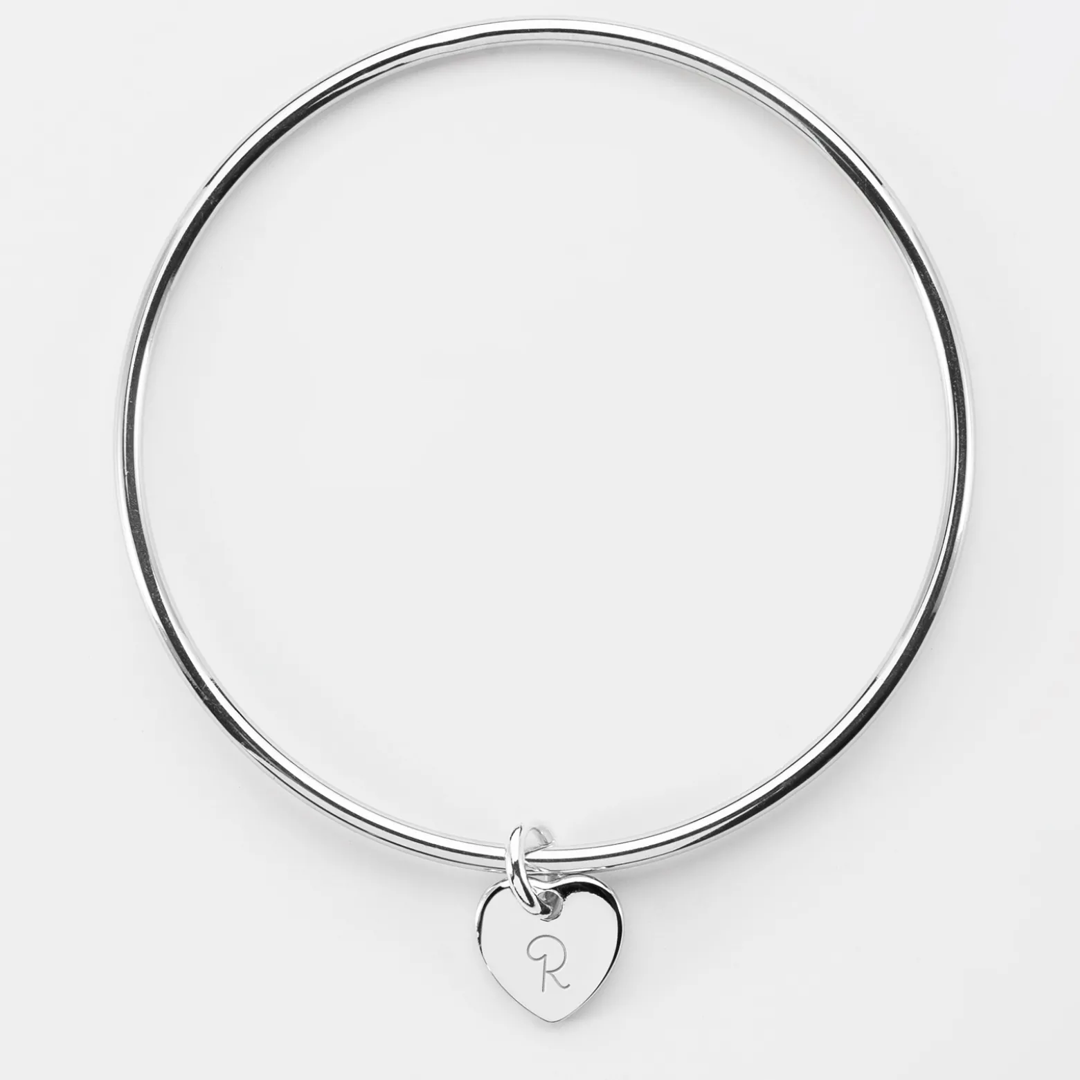 Bracelet enfant personnalisé jonc argent médaille gravée initiale coeur 10 mm