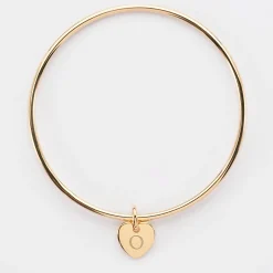 Bracelet enfant personnalisé jonc plaqué or médaille gravée initiale coeur 10 mm