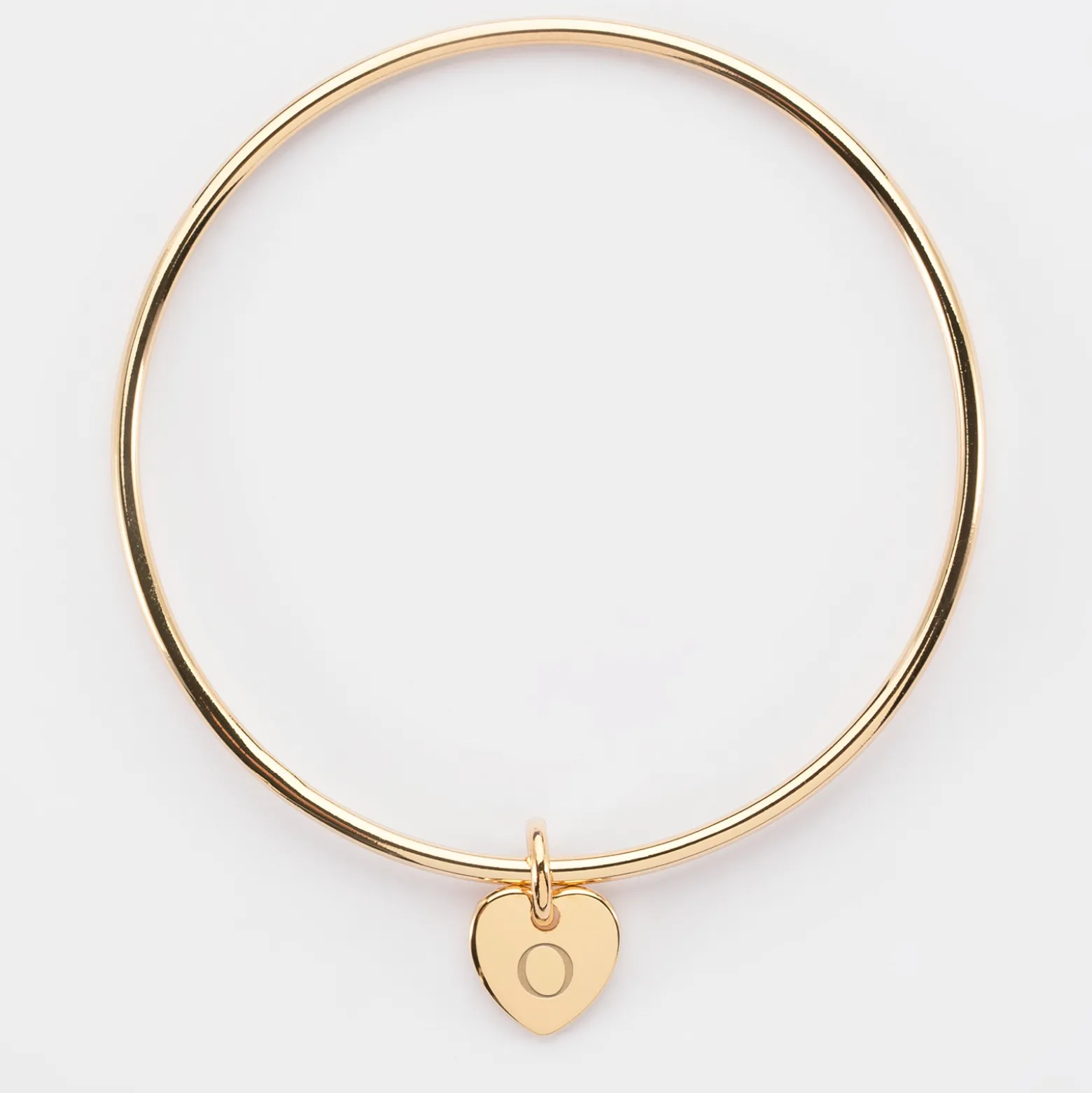 Bracelet enfant personnalisé jonc plaqué or médaille gravée initiale coeur 10 mm