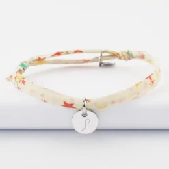 Bracelet enfant personnalisé Liberty médaille martelée gravée initiale argent 10mm - Nos petits imparfaits
