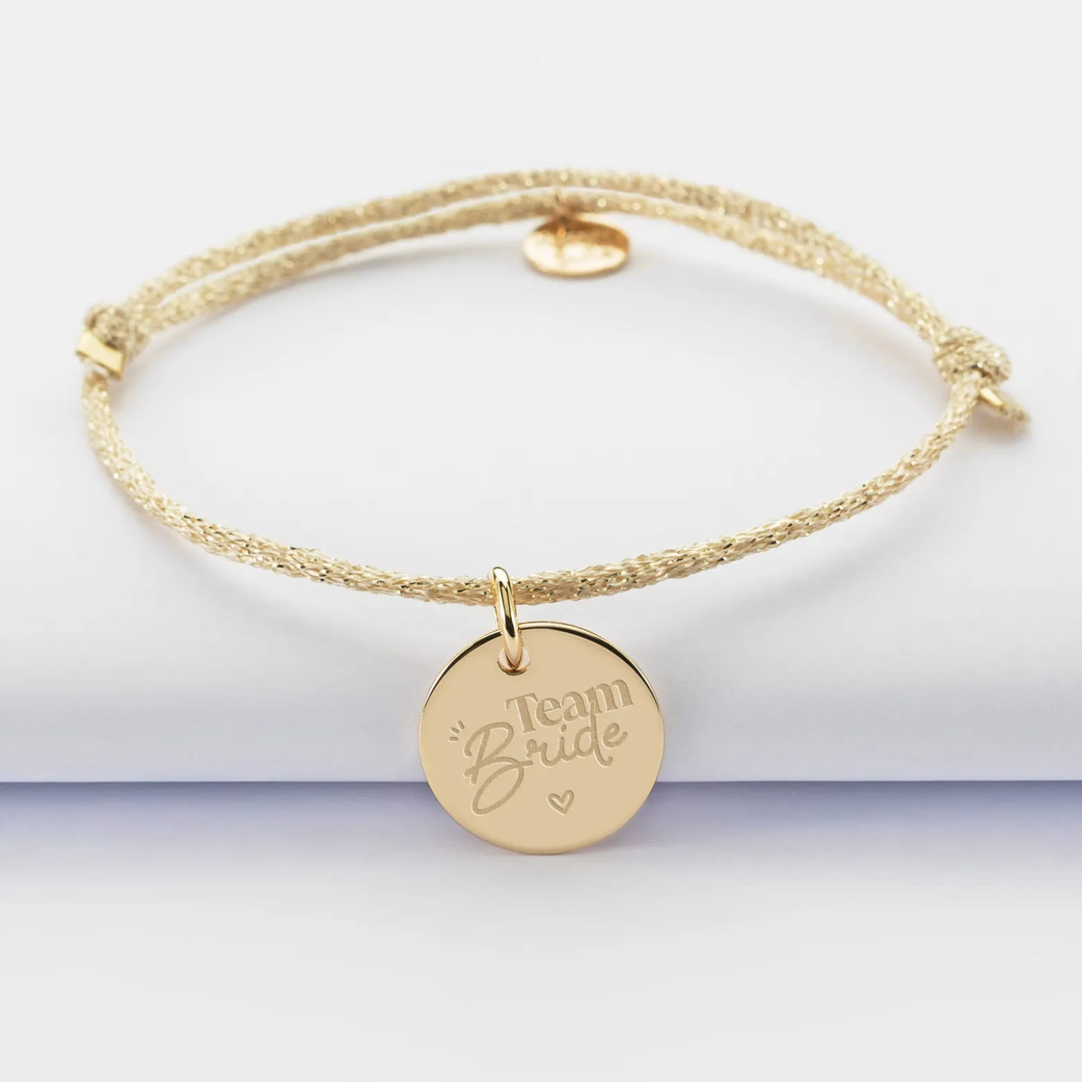 Bracelet EVJF personnalisé cordon pailleté médaille gravée plaqué or 15 mm