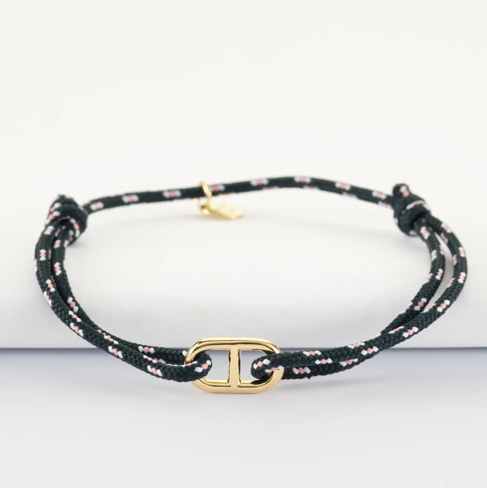 Bracelet homme cordage marin simple maille marine plaqué or 15,4x9 mm