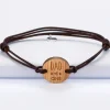 Bracelet homme médaille gravée bois ronde 21 mm - Edition spéciale "Dad of one"