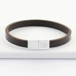 Bracelet homme personnalisé cuir fermoir gravé acier 11x11 mm