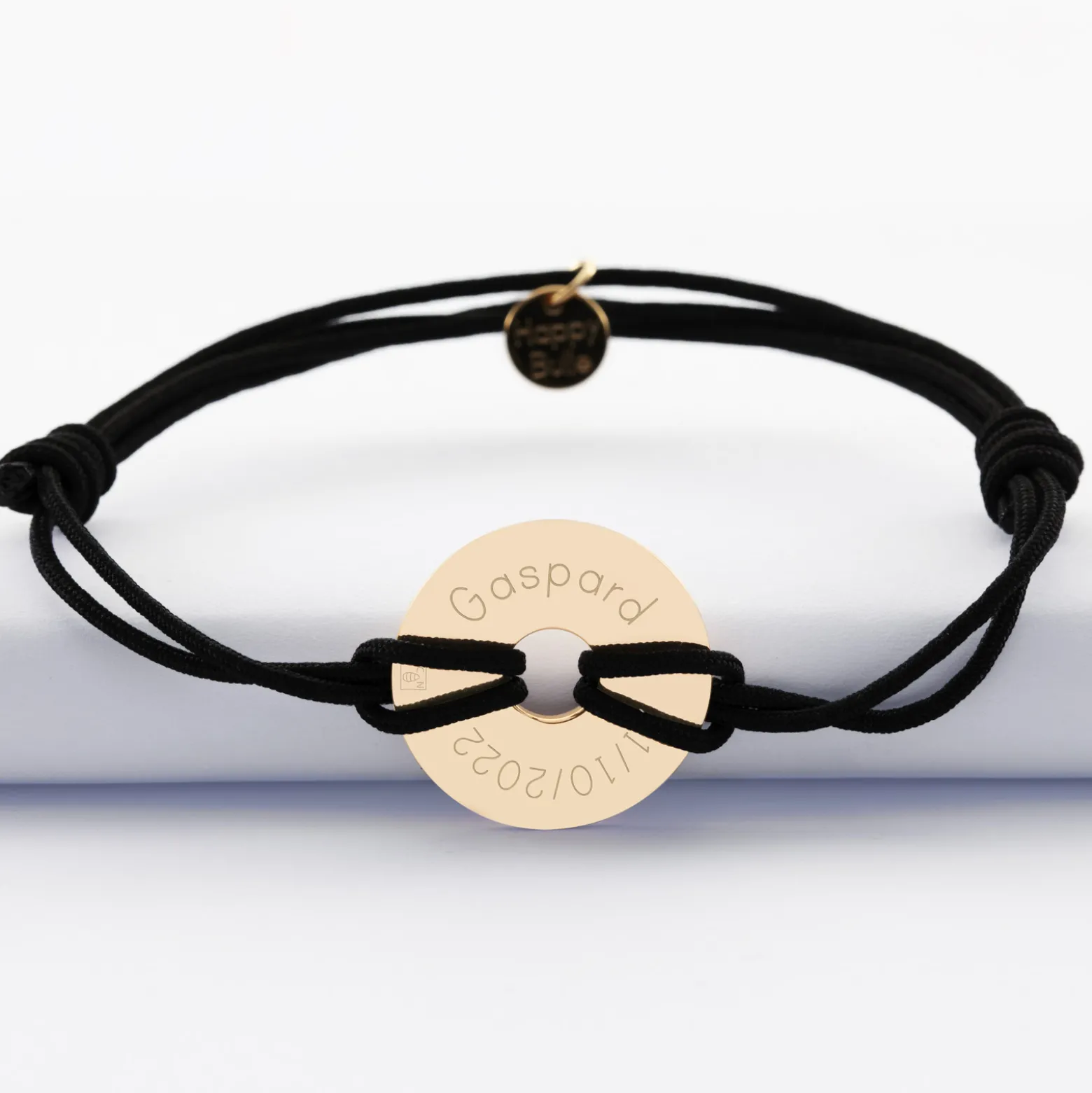 Bracelet homme personnalisé cordon double médaille gravée plaqué or cible soleil 20 mm