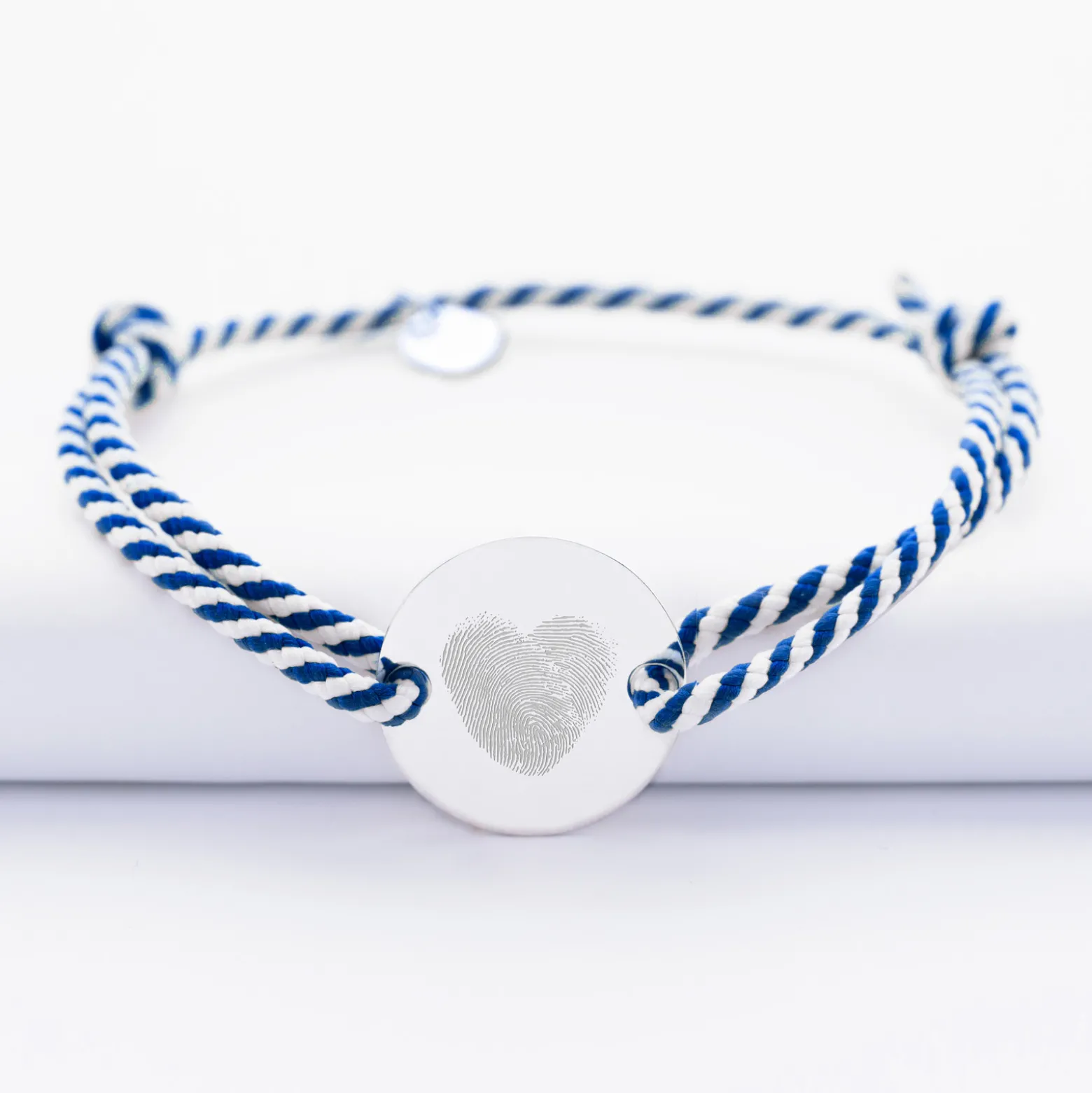 Bracelet homme personnalisé cordon marin tressé médaille gravée argent 2 trous 20 mm