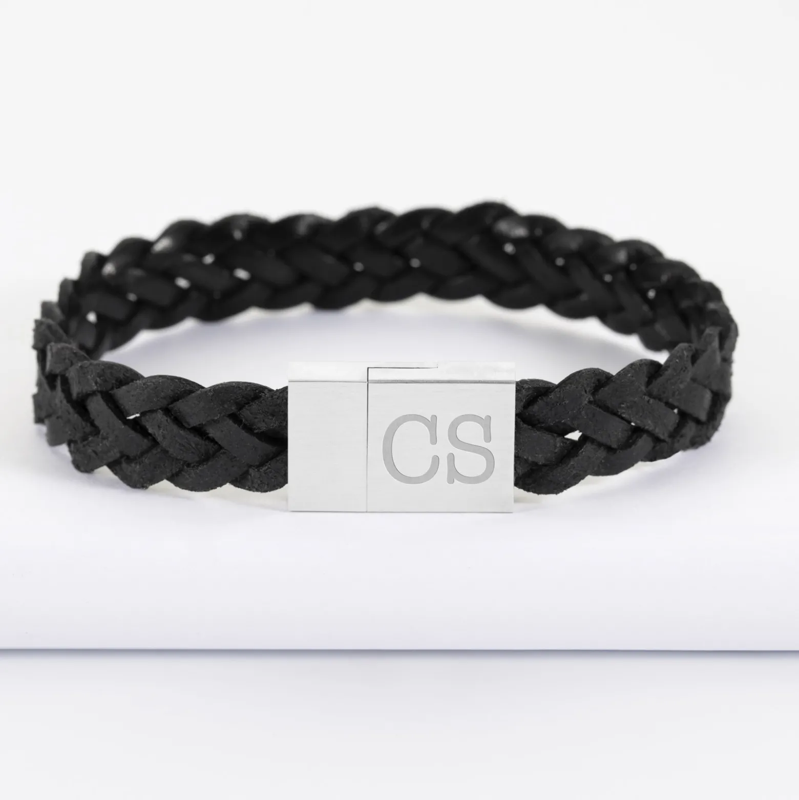 Bracelet homme personnalisé cuir tressé fermoir gravé acier 15x15 mm - Nos petits imparfaits