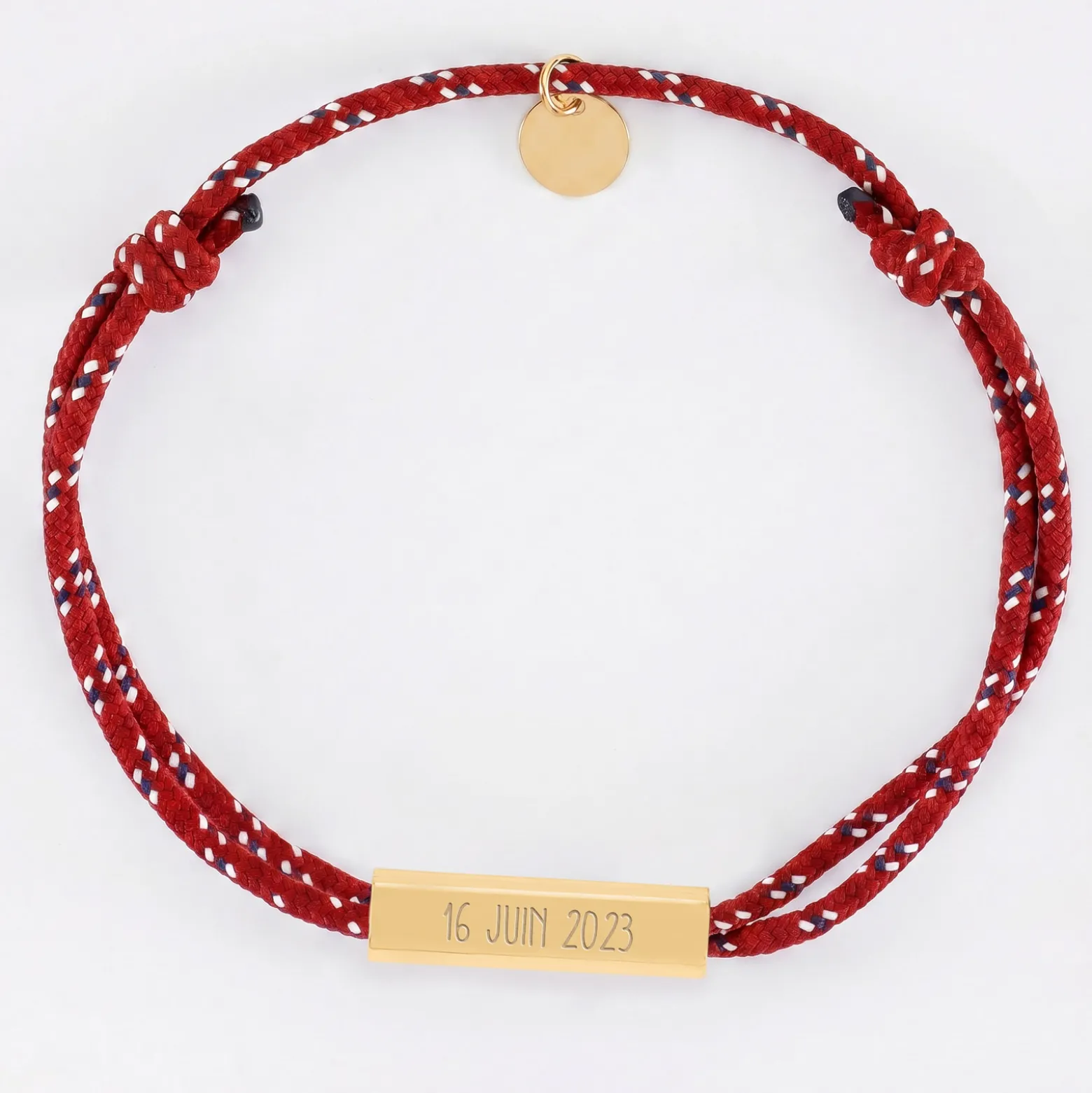 Bracelet homme personnalisé cordage marin double médaille gravée acier doré cube rectangulaire 25x5x5 mm