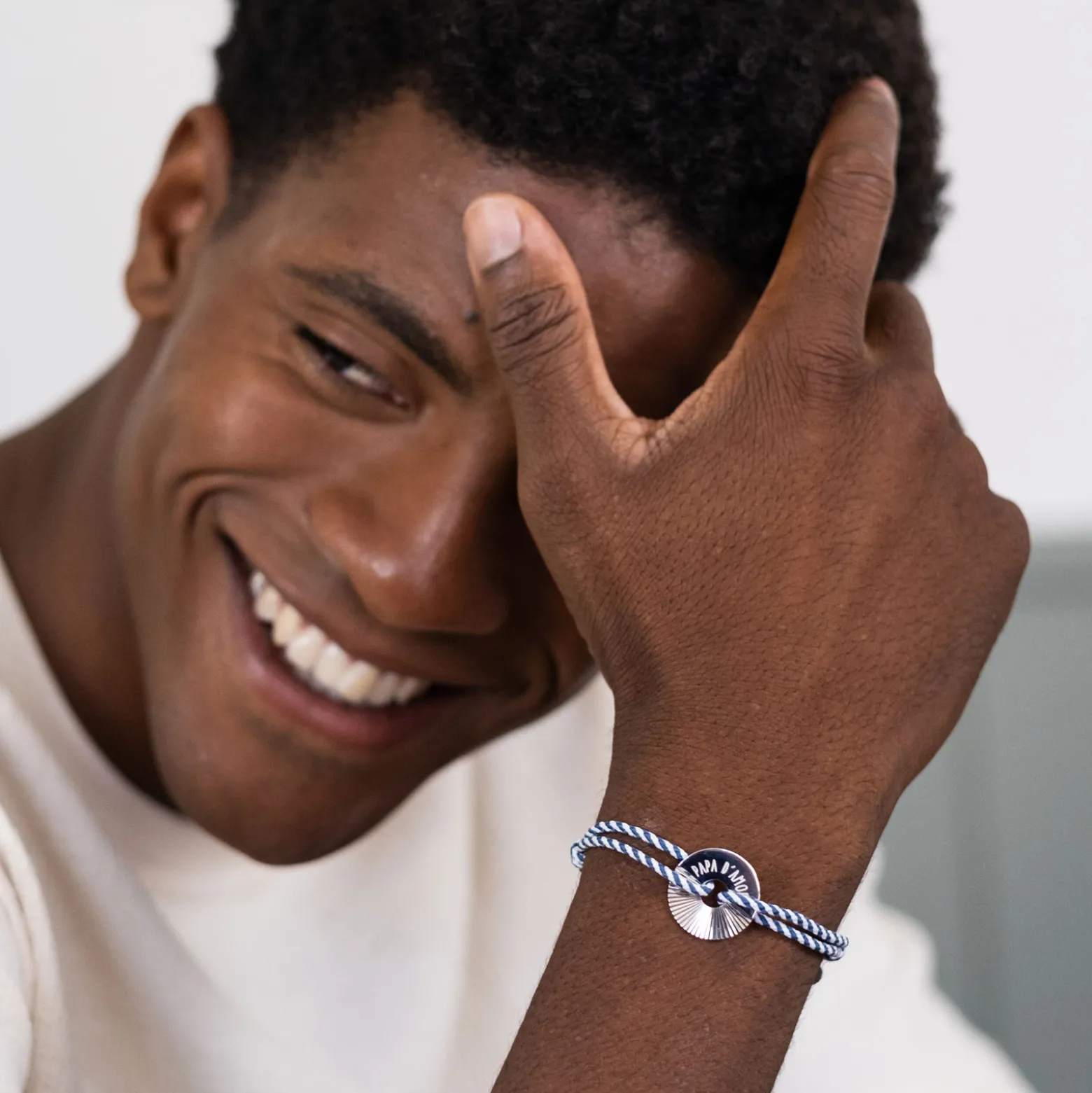 Bracelet homme personnalisé cordon tressé médaille gravée argent cible soleil 20 mm