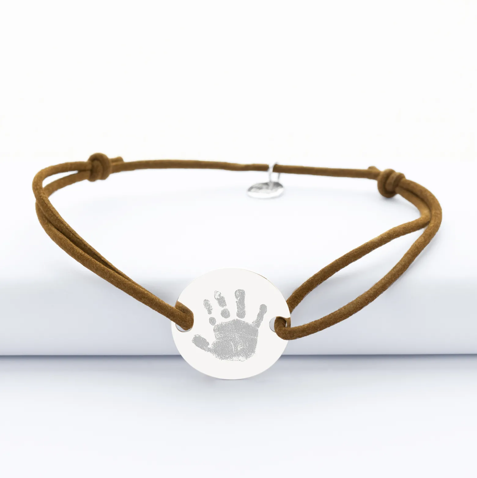 Bracelet homme personnalisé cordon cuir simple médaille gravée argent 2 trous 20 mm