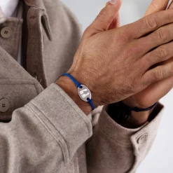 Bracelet homme personnalisé cordon doublé médaille gravée argent ovale 25x16 mm