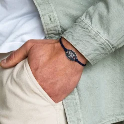 Bracelet homme personnalisé cordon doublé médaille gravée argent ovale 25x16 mm