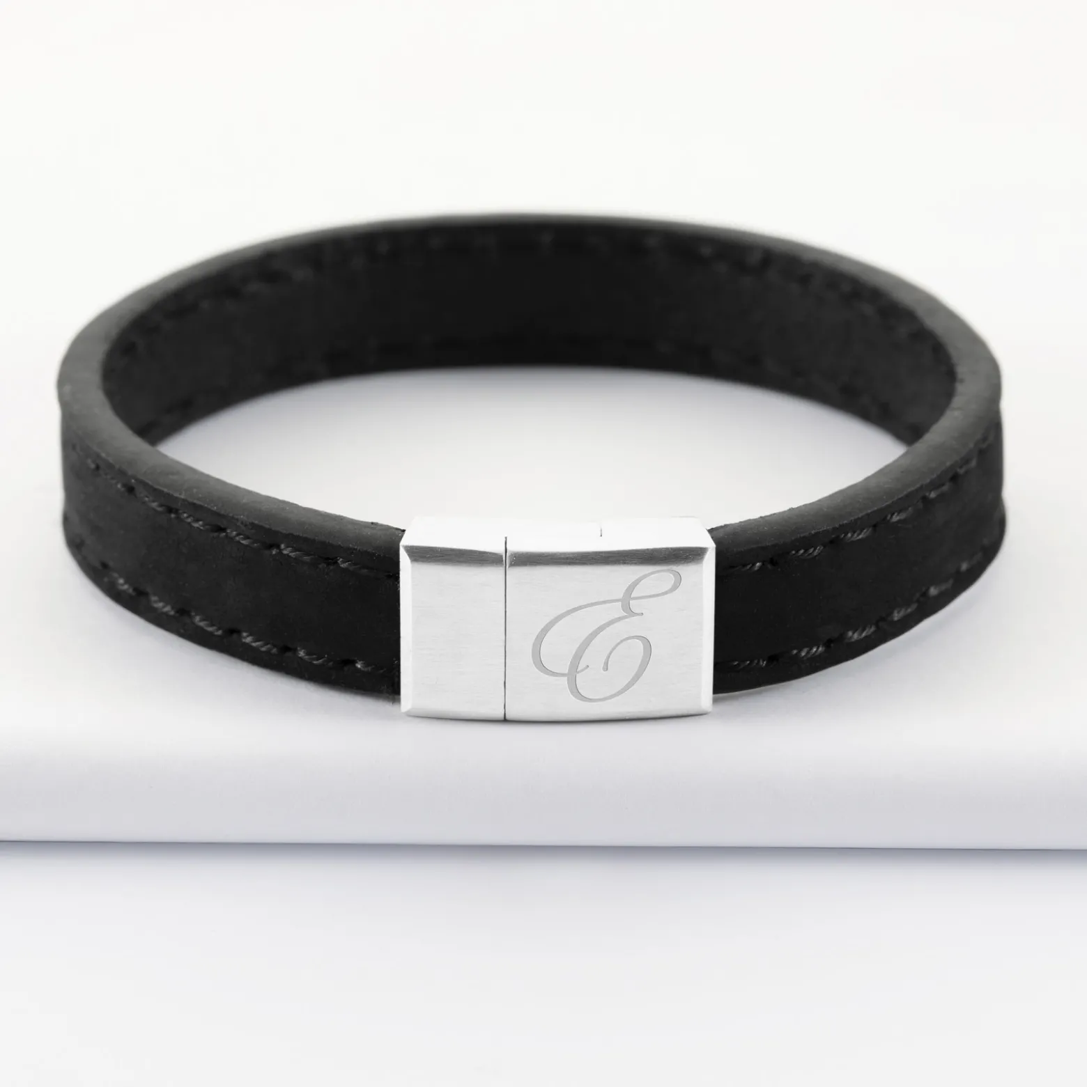 Bracelet homme personnalisé cuir fermoir gravé acier 15x15 mm